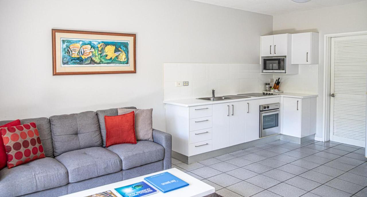 Beachfront Terraces With Onsite Reception & Check In