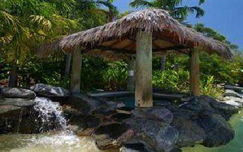 Plantation Resort 3*