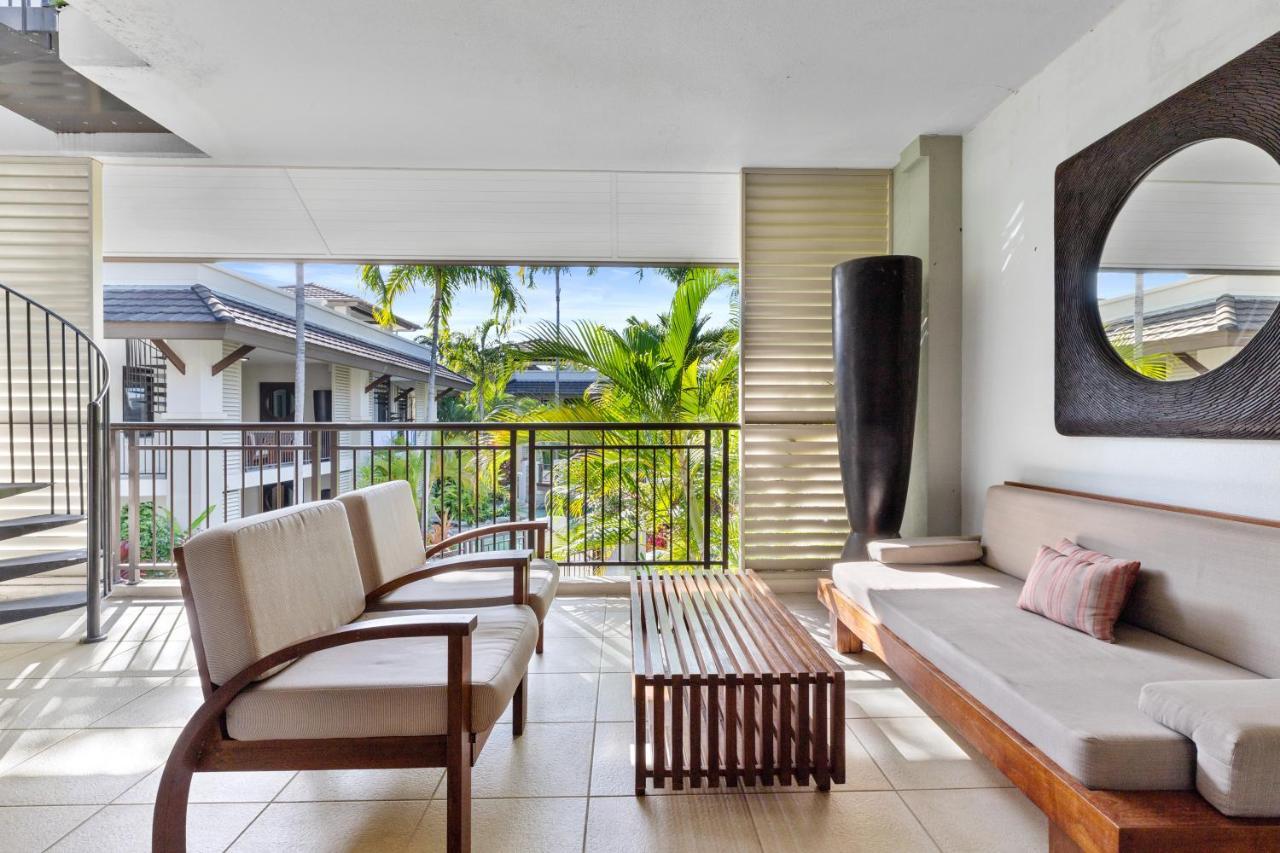 Temple & Port Douglas