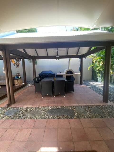 Holiday home Luxury 5 Bedroom Home, Steps To Sol *