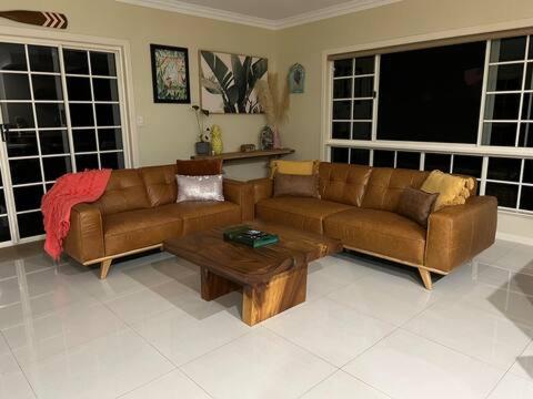 Holiday home Luxury 5 Bedroom Home, Steps To Sol Port Douglas