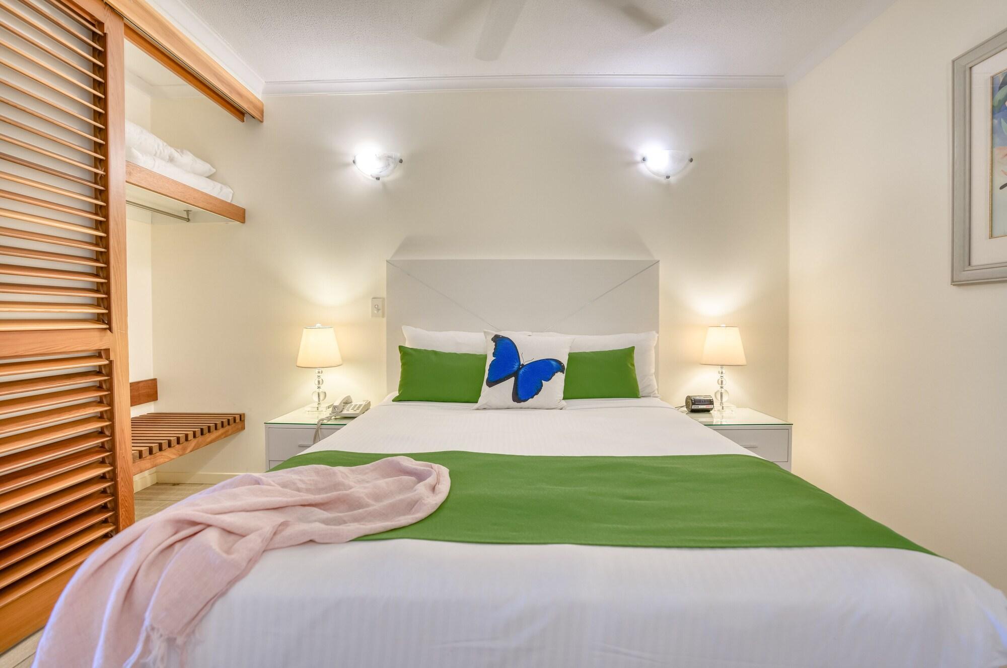 Freestyle Aparthotel 4*