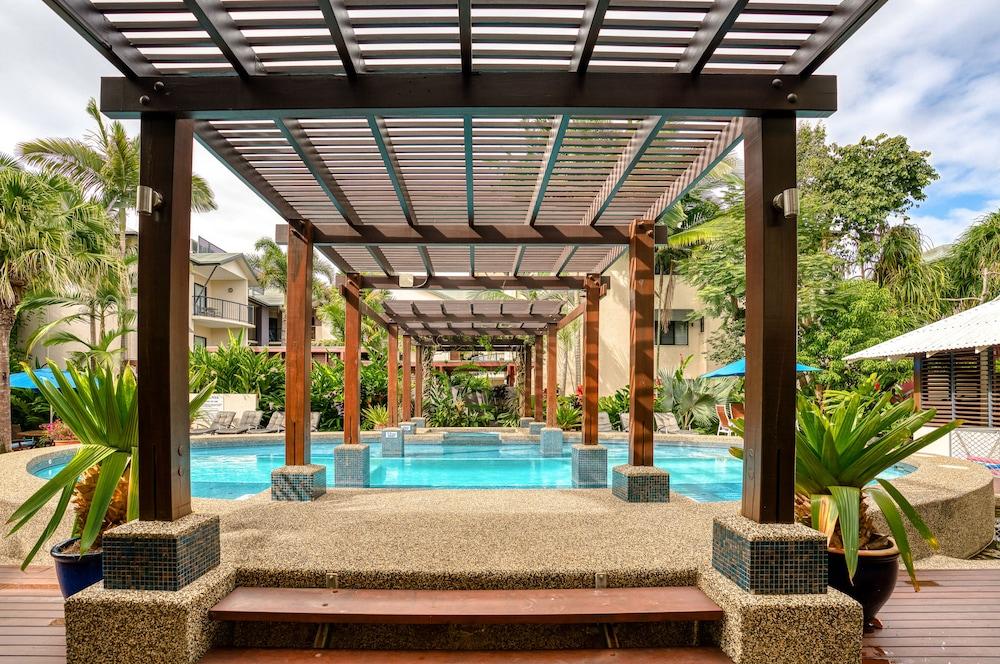 Freestyle Aparthotel Port Douglas