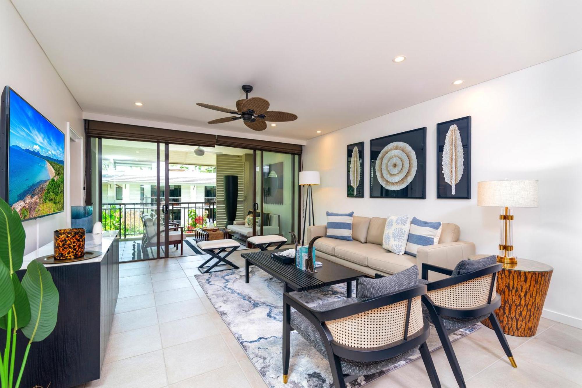 The Posh Penthouse With Stunning Rooftop Oasis, Free Parking And Wifi *
