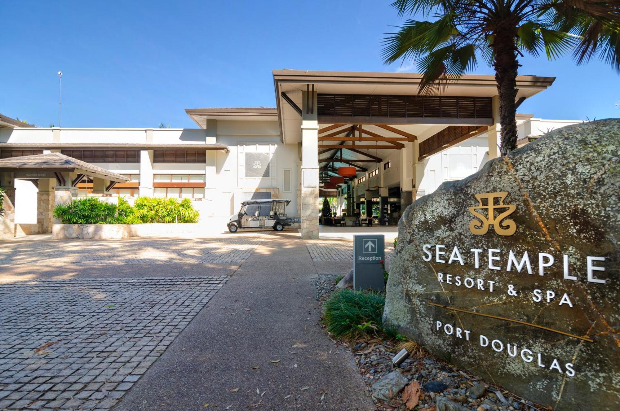 Apartment The Posh Penthouse With Stunning Rooftop Oasis, Free Parking And Wifi Port Douglas
