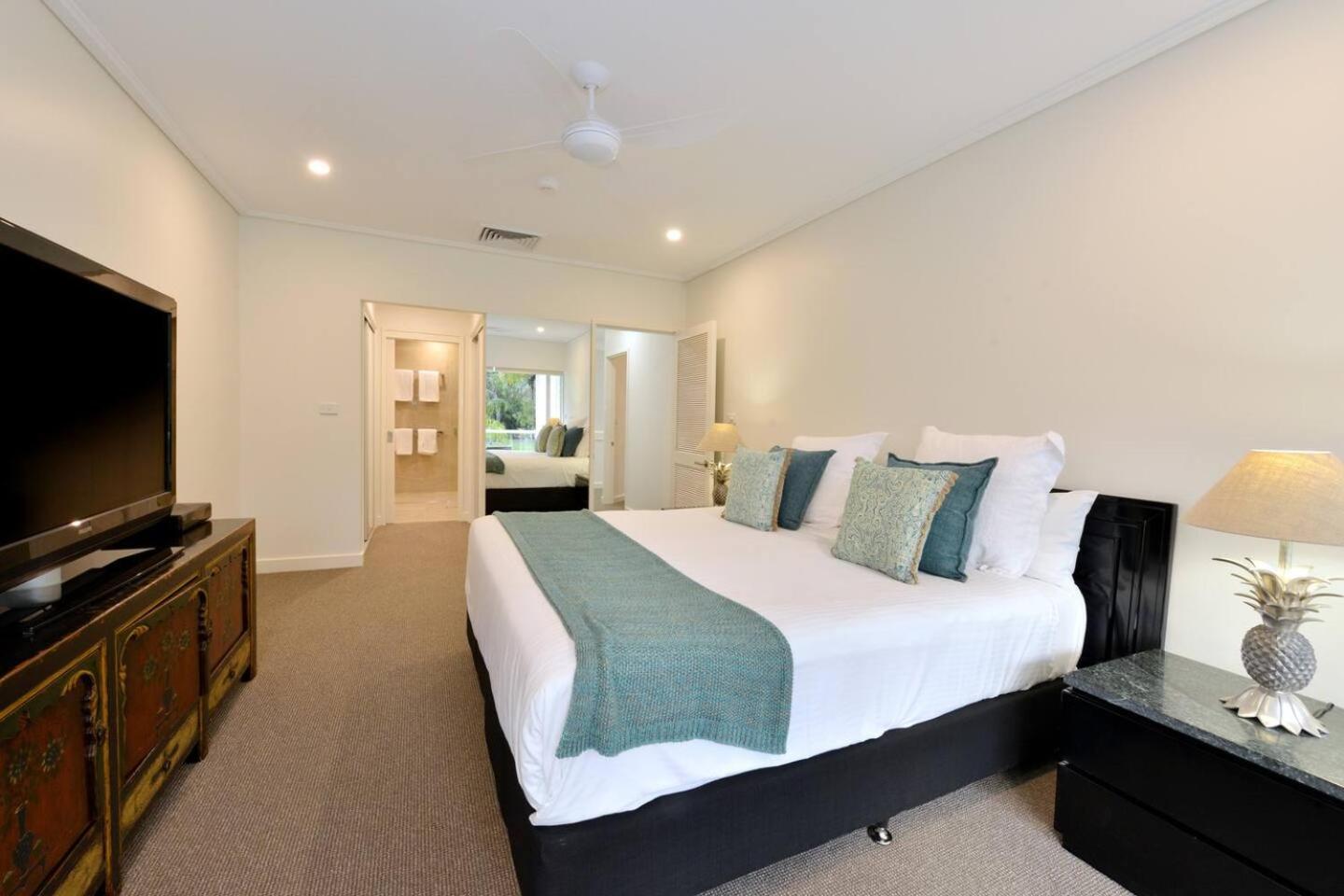 Fairway Vistas - A Group Escape At Mirage 4* Port Douglas