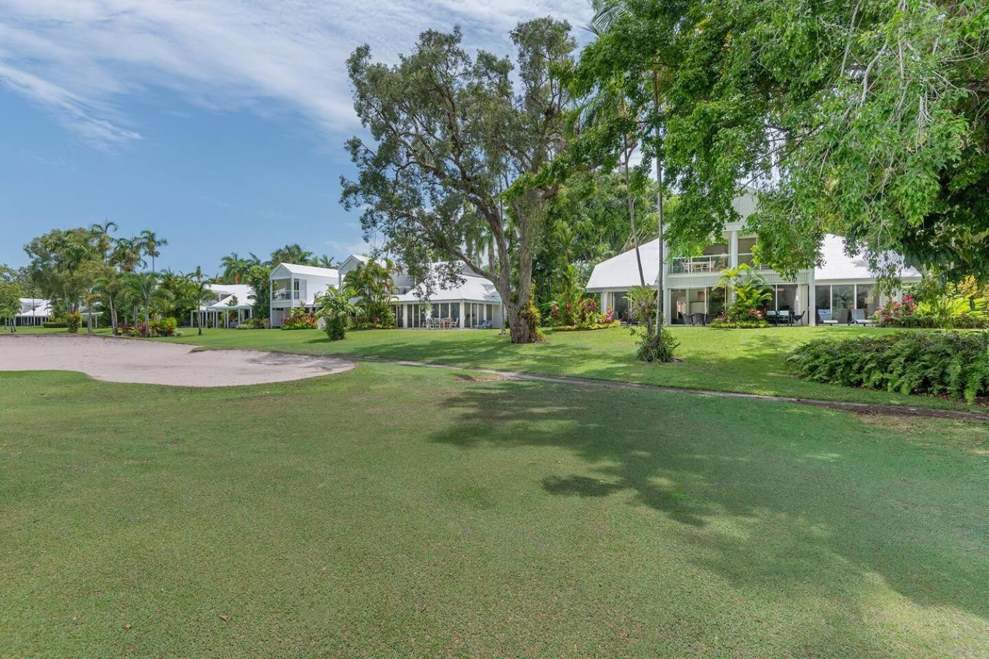 Tropical Resort-style Living On Mirage Golf Course Villa