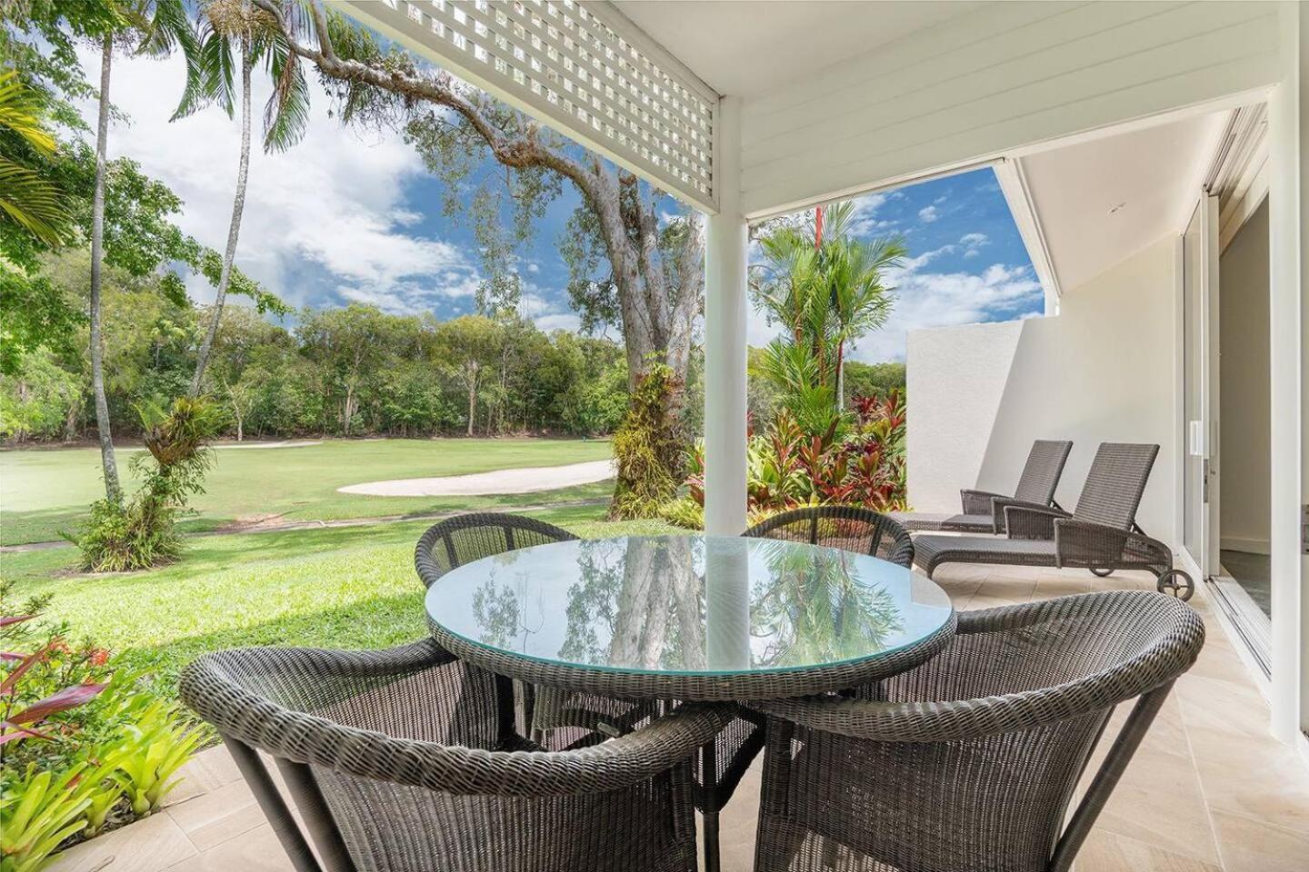 Tropical Resort-style Living On Mirage Golf Course Port Douglas