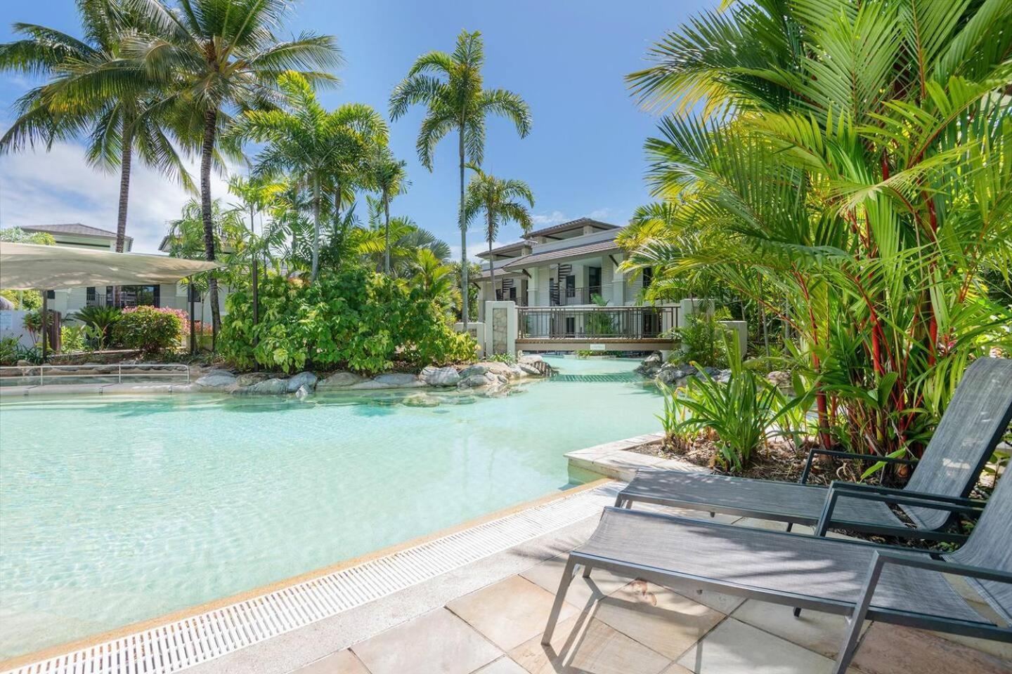 Swim-out Tropical Getaway By Four Mile Port Douglas