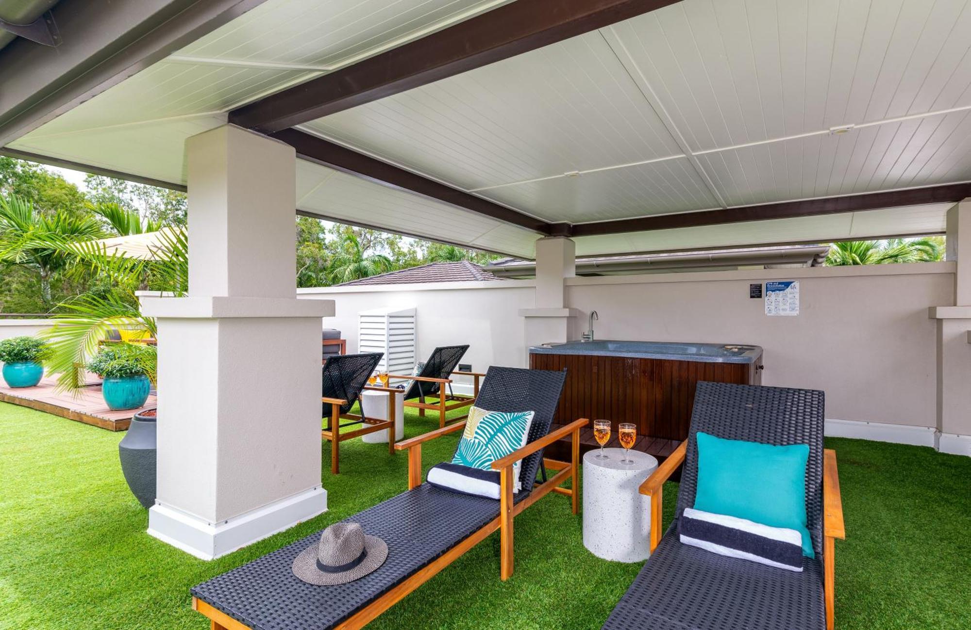 Apartment The Posh Penthouse With Stunning Rooftop Oasis, Free Parking And Wifi *