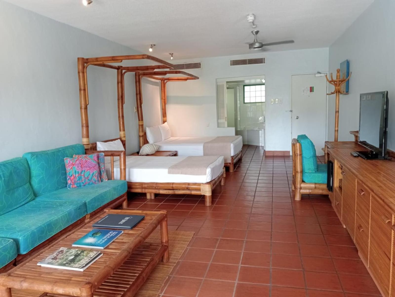 Club Tropical - Official Onsite Reception & Check In Aparthotel 4*