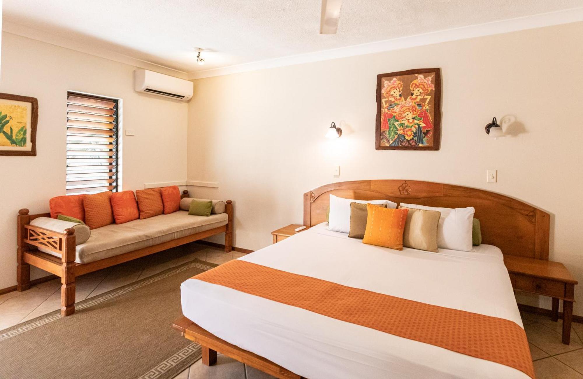 Hibiscus & - Official Onsite Reception & Check In Port Douglas