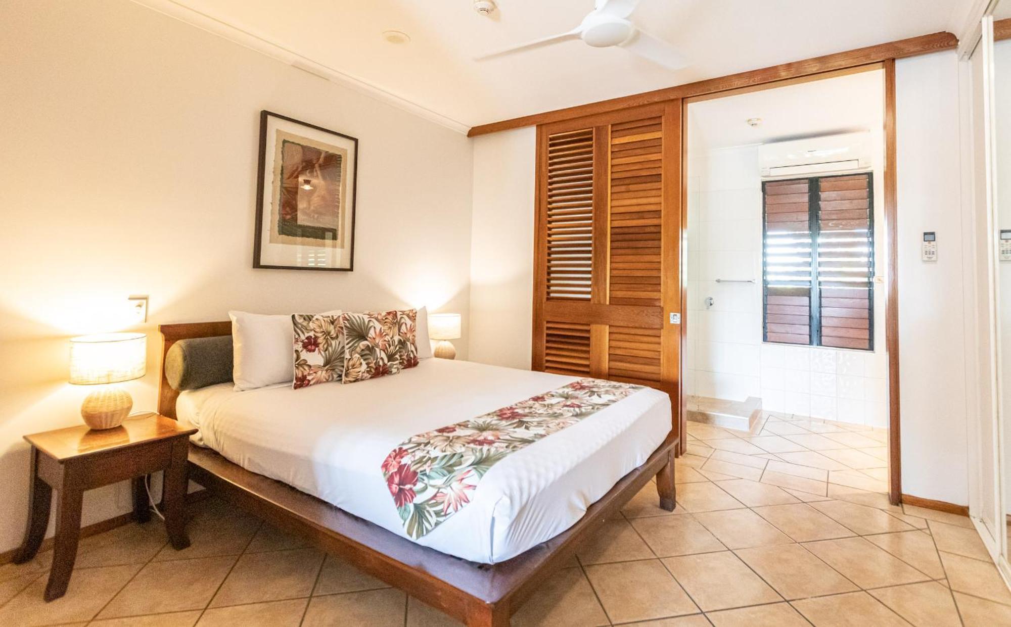 Resort Hibiscus & - Official Onsite Reception & Check In Port Douglas