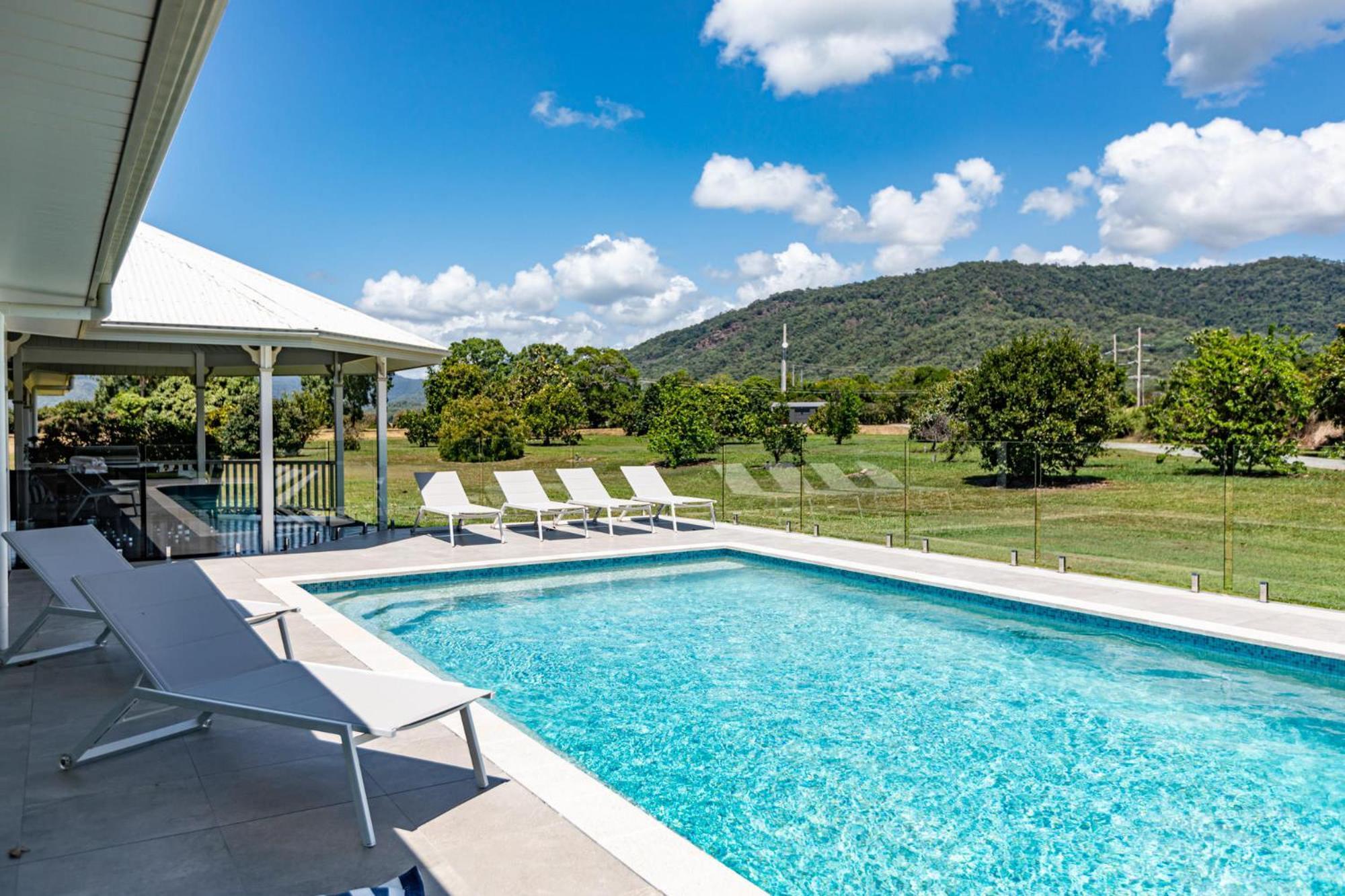The Hampton Villa