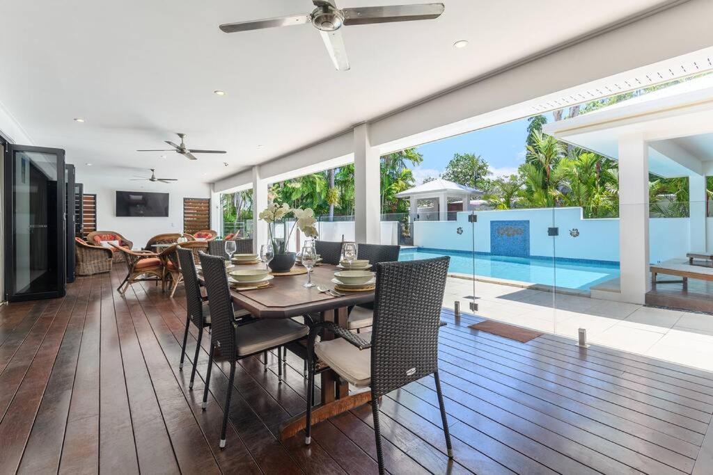 The White House - 5 Bedrooms Close To Town & * Port Douglas