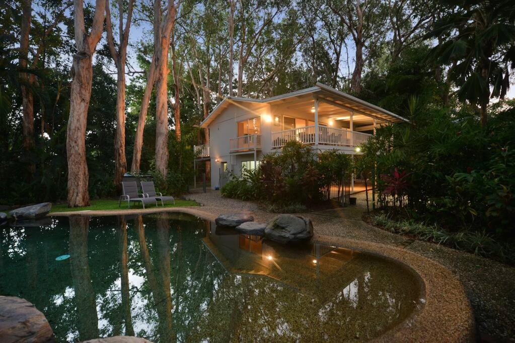 Holiday home 3 Bedroom Queenslander Close To Four Mile *