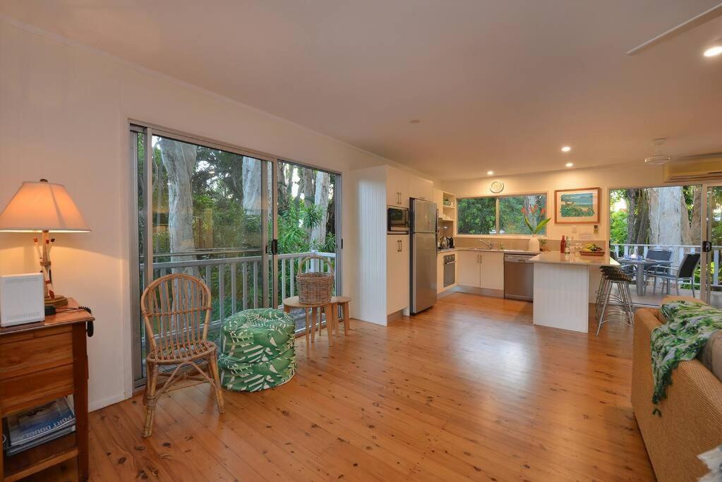 3 Bedroom Queenslander Close To Four Mile Port Douglas