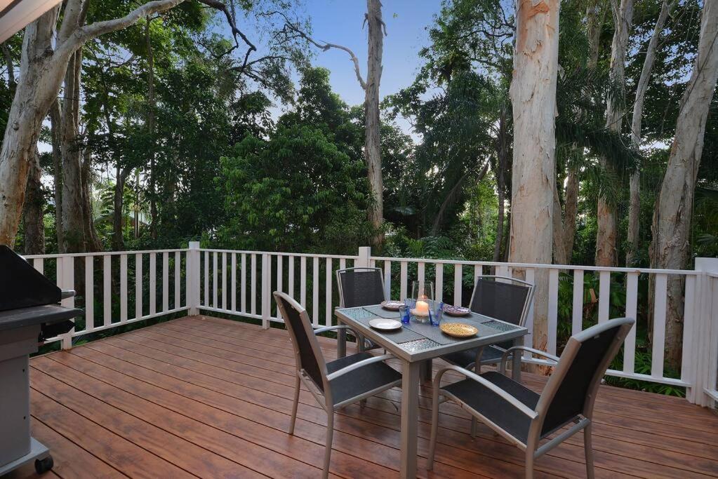 3 Bedroom Queenslander Close To Four Mile Port Douglas
