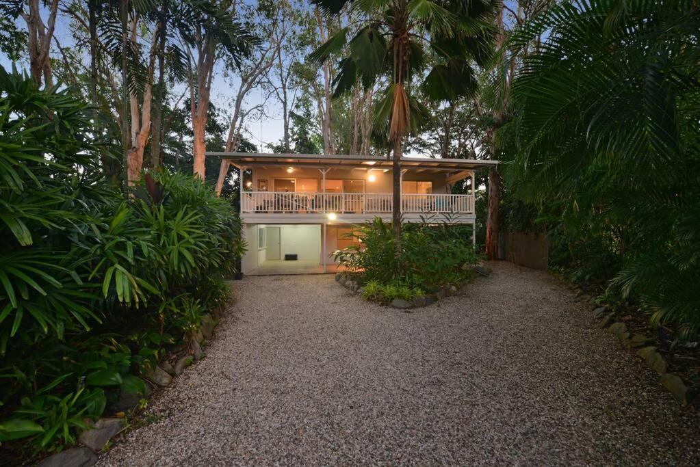 3 Bedroom Queenslander Close To Four Mile Holiday home