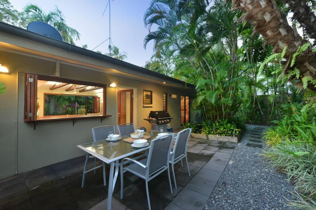 Villa Cassowary 2 - A Short Level Walk To Town