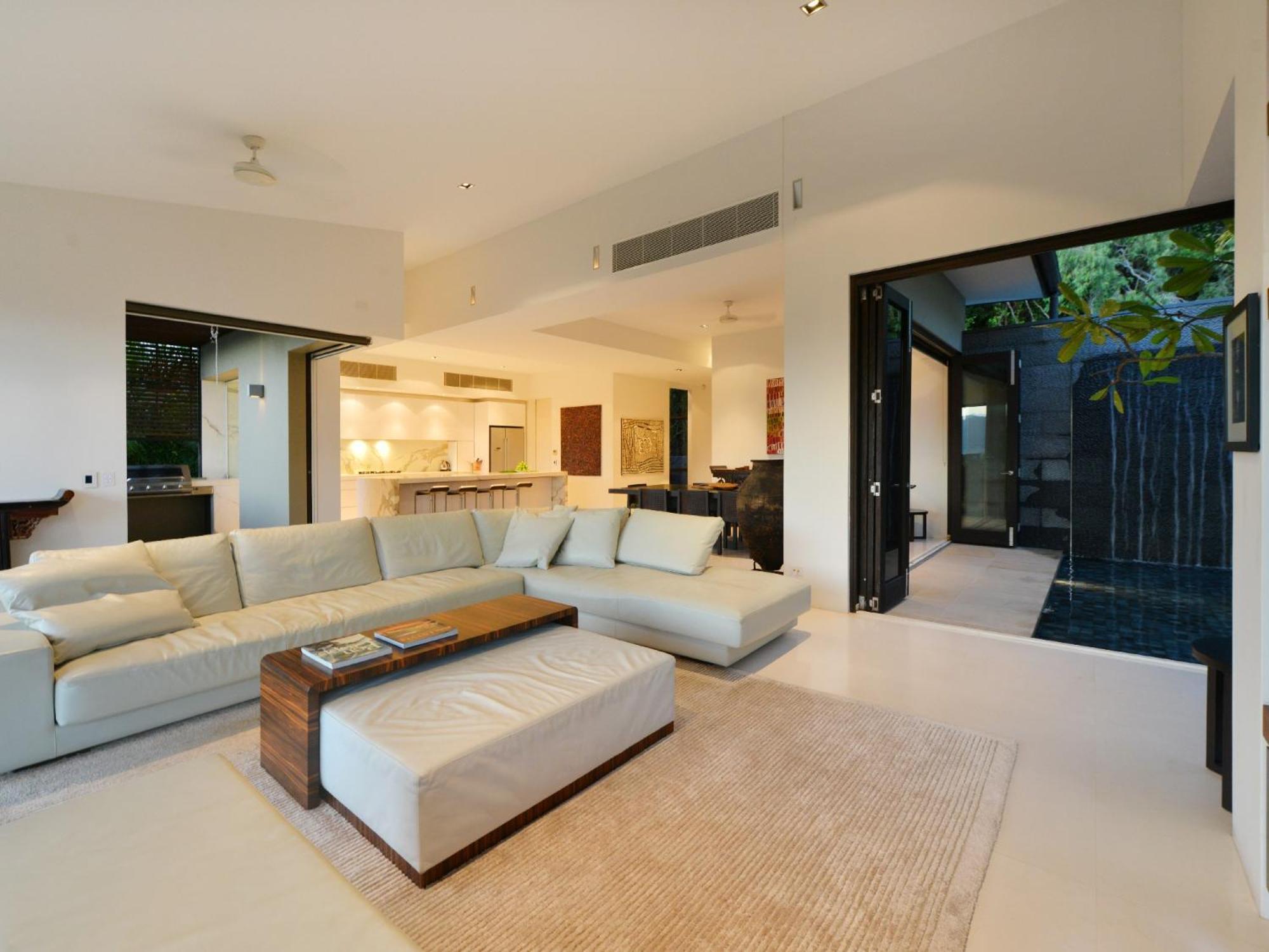 Holiday home Bayu On Street