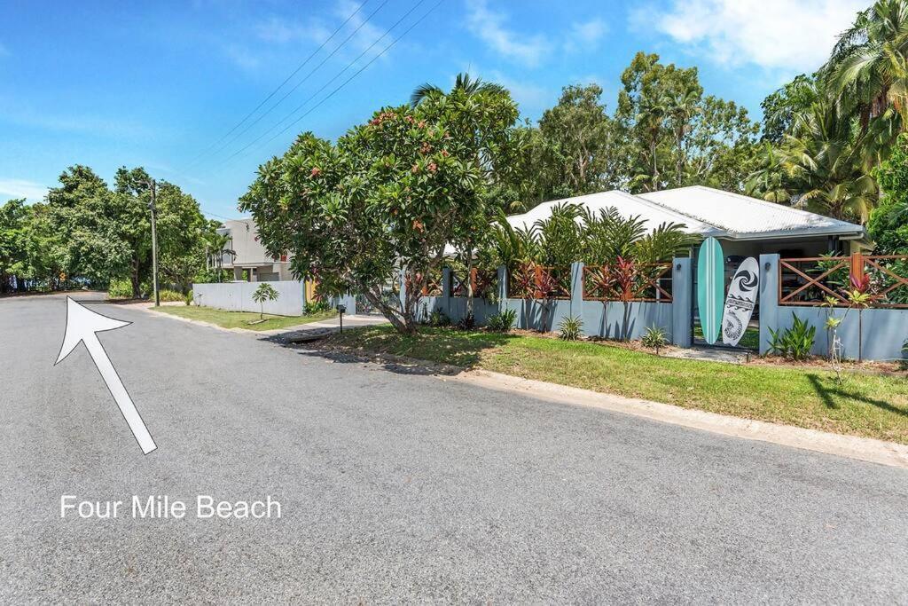 Holiday home 5 Cowrie Street - 4 Bedroom Beachside Queenslander Port Douglas
