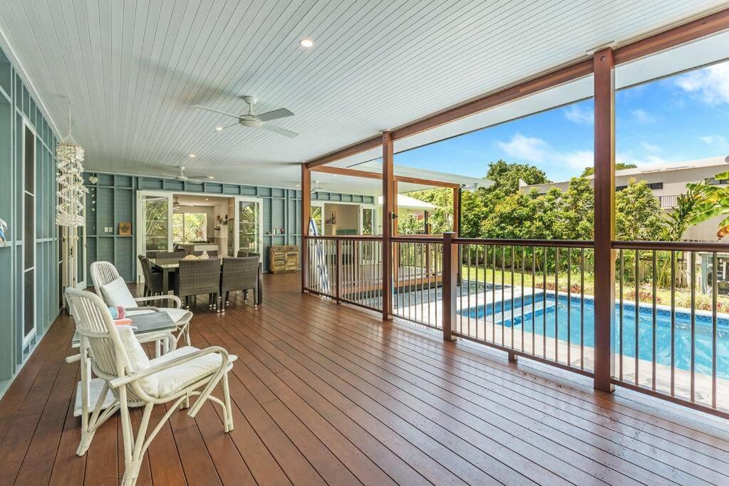 5 Cowrie Street - 4 Bedroom Beachside Queenslander * Port Douglas