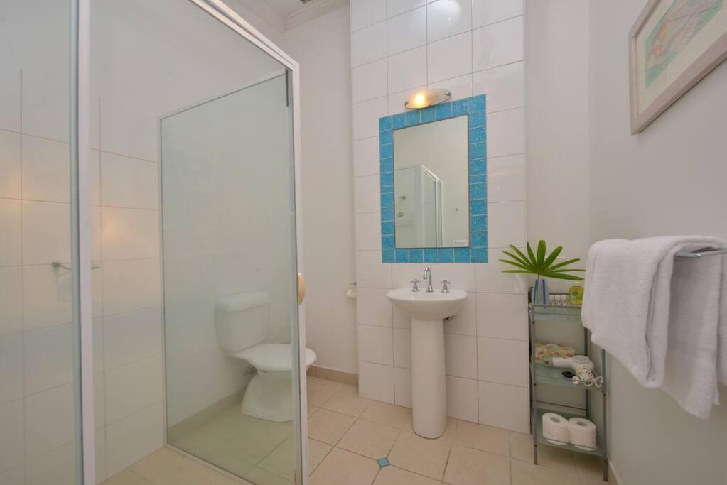 Spindrift Townhouse 3 - The Coral Sea At Your Door Apartment Port Douglas