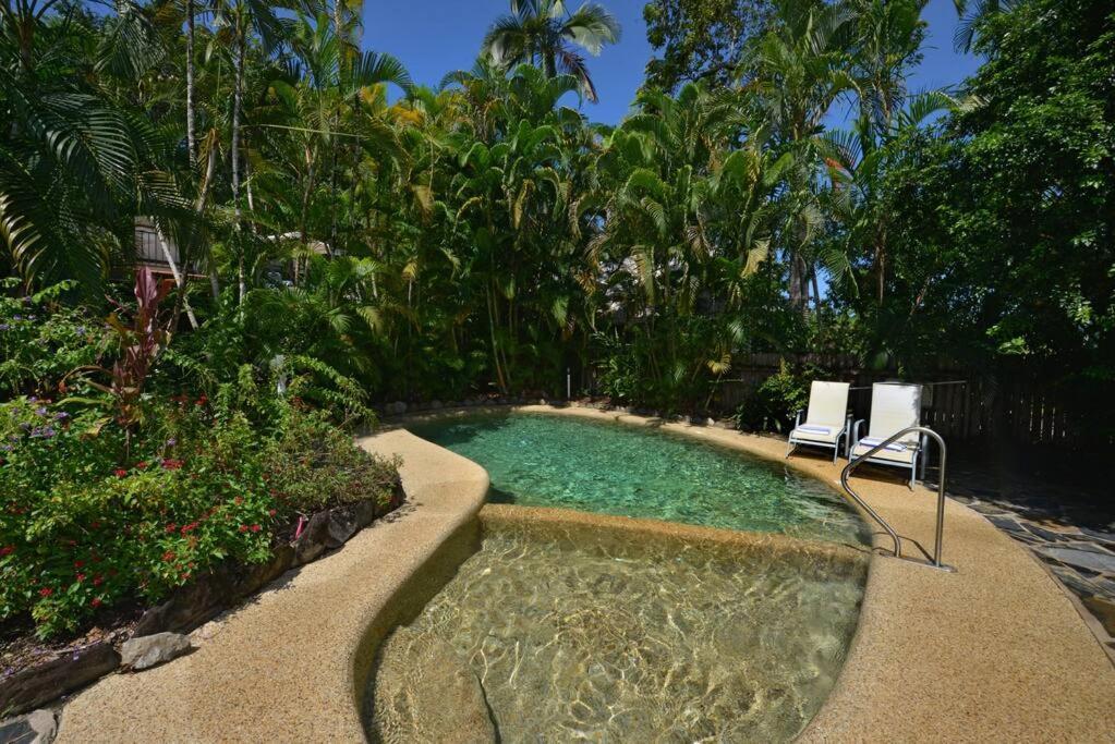 Spindrift Townhouse 3 - The Coral Sea At Your Door Port Douglas