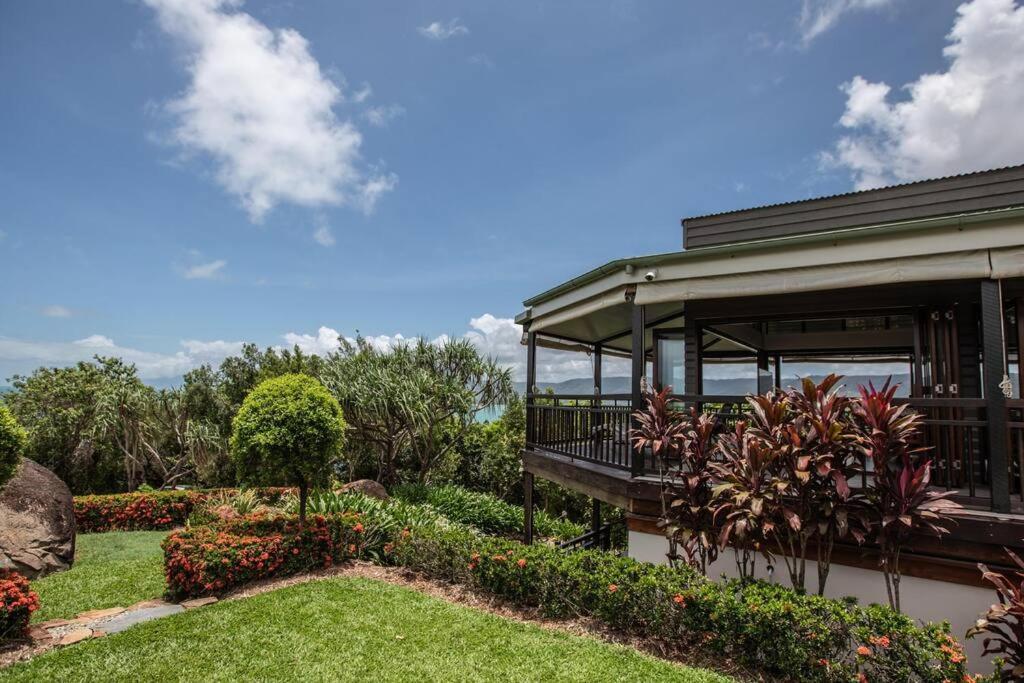 Bangalow - View In Port Douglas