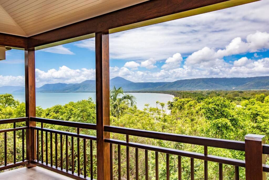 Bangalow - View In Holiday home