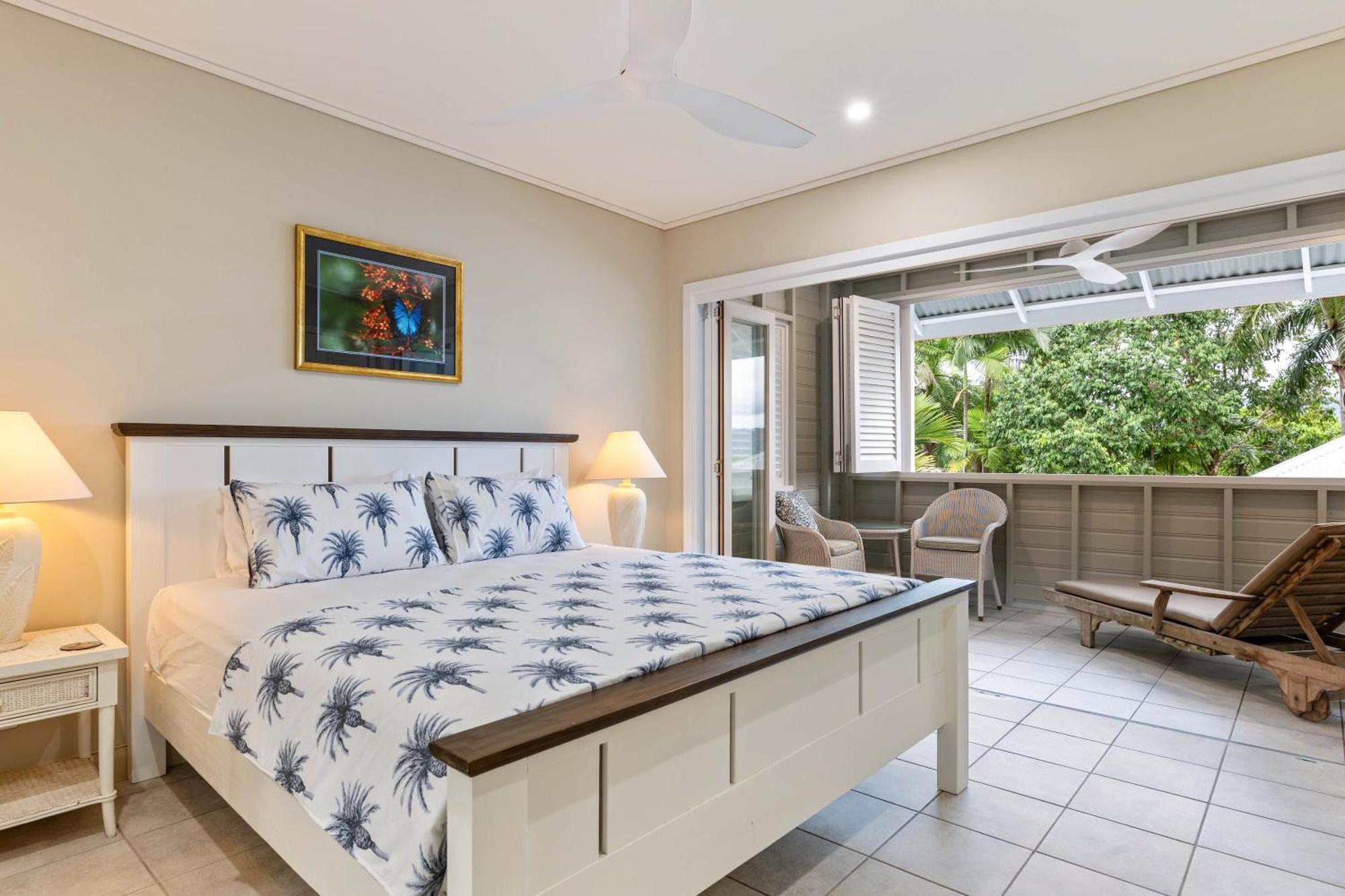 7 @ Latitude 16 Port Douglas