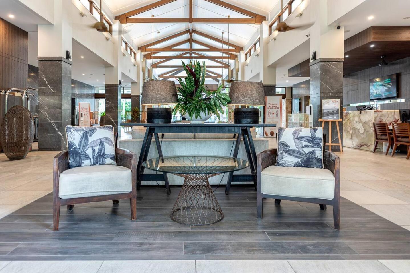 Paradise Escape - Poolside Ground Floor - Sea Temple And