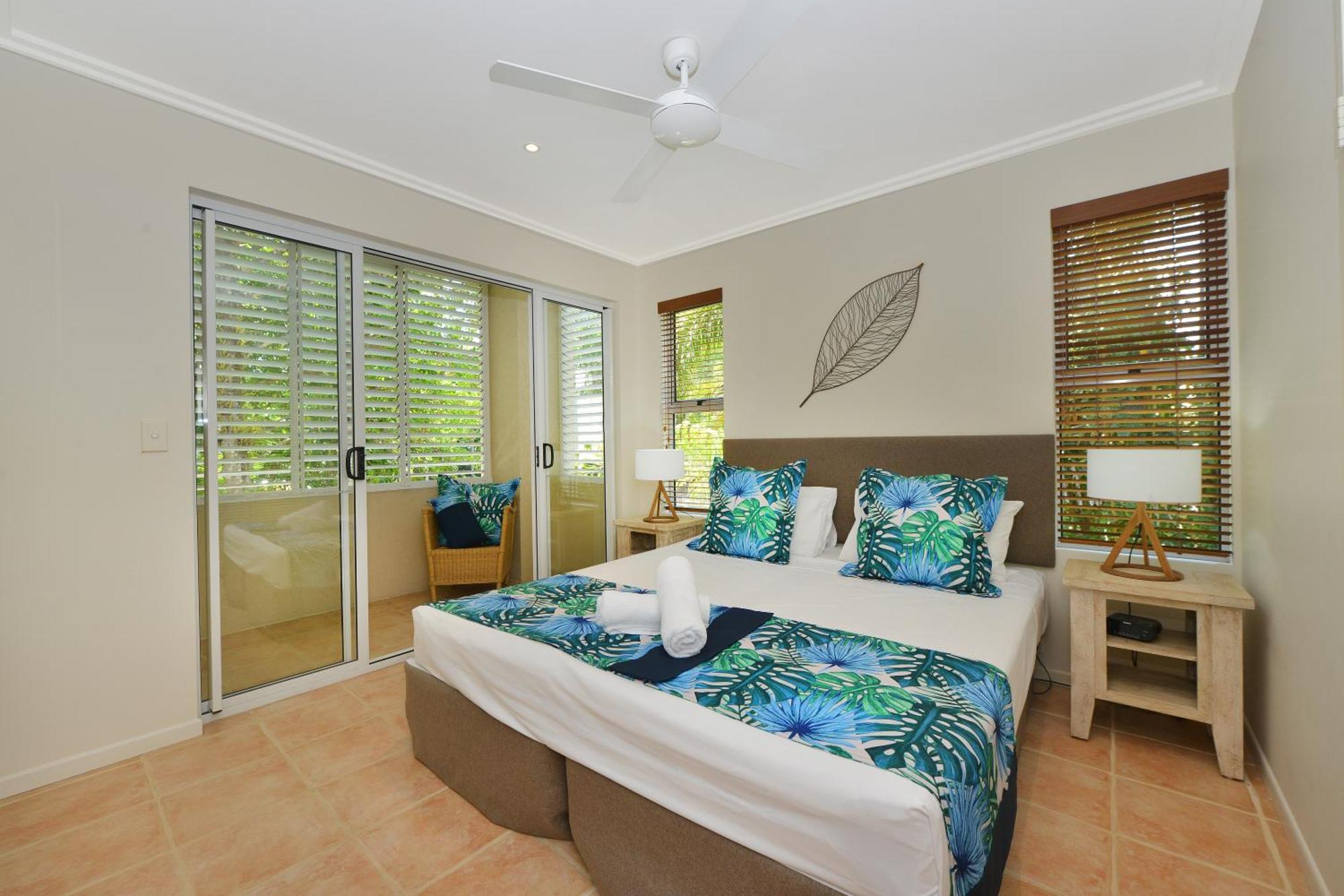 Cayman Resort 4*