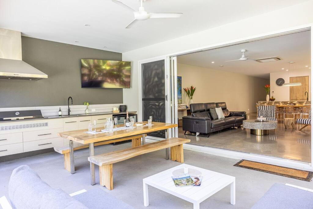 Kaaltier Villa Port Douglas