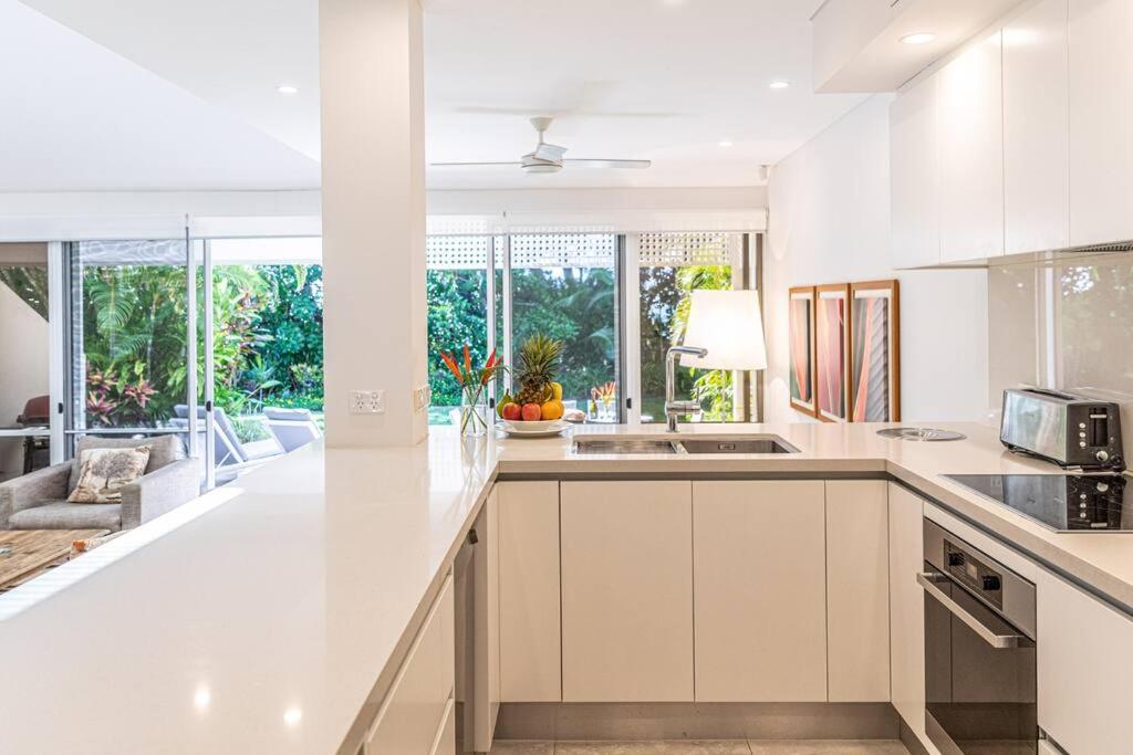 Villa Mirage 433 - Beachfront *
