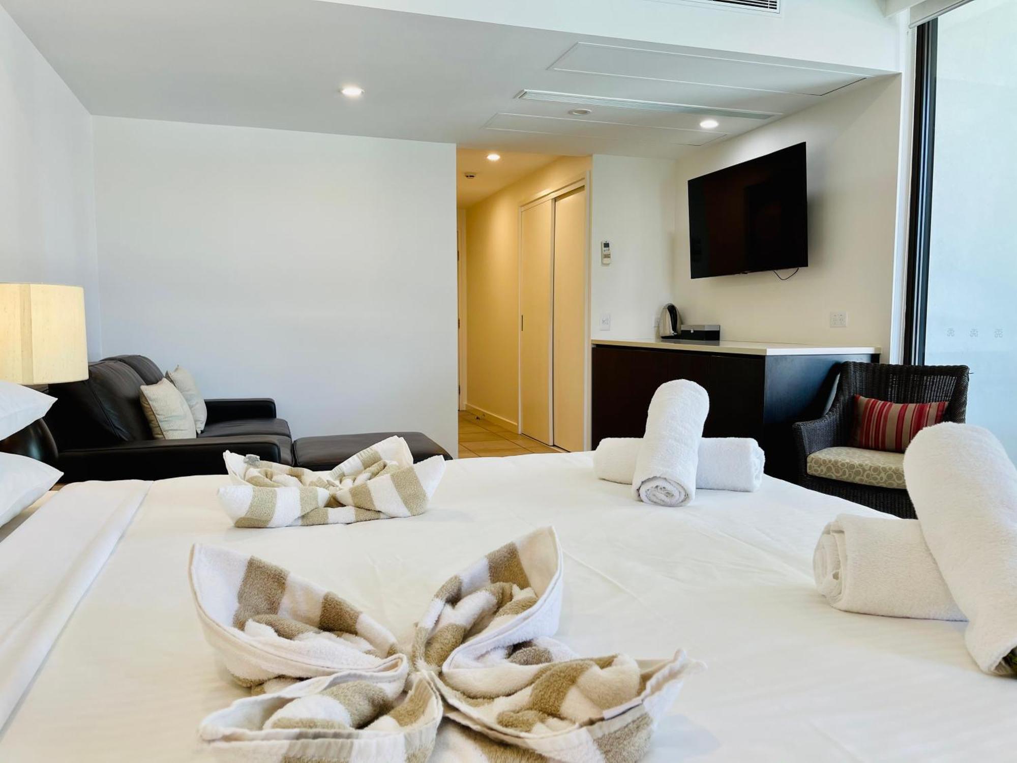 Luxury At Temple And 5* Port Douglas