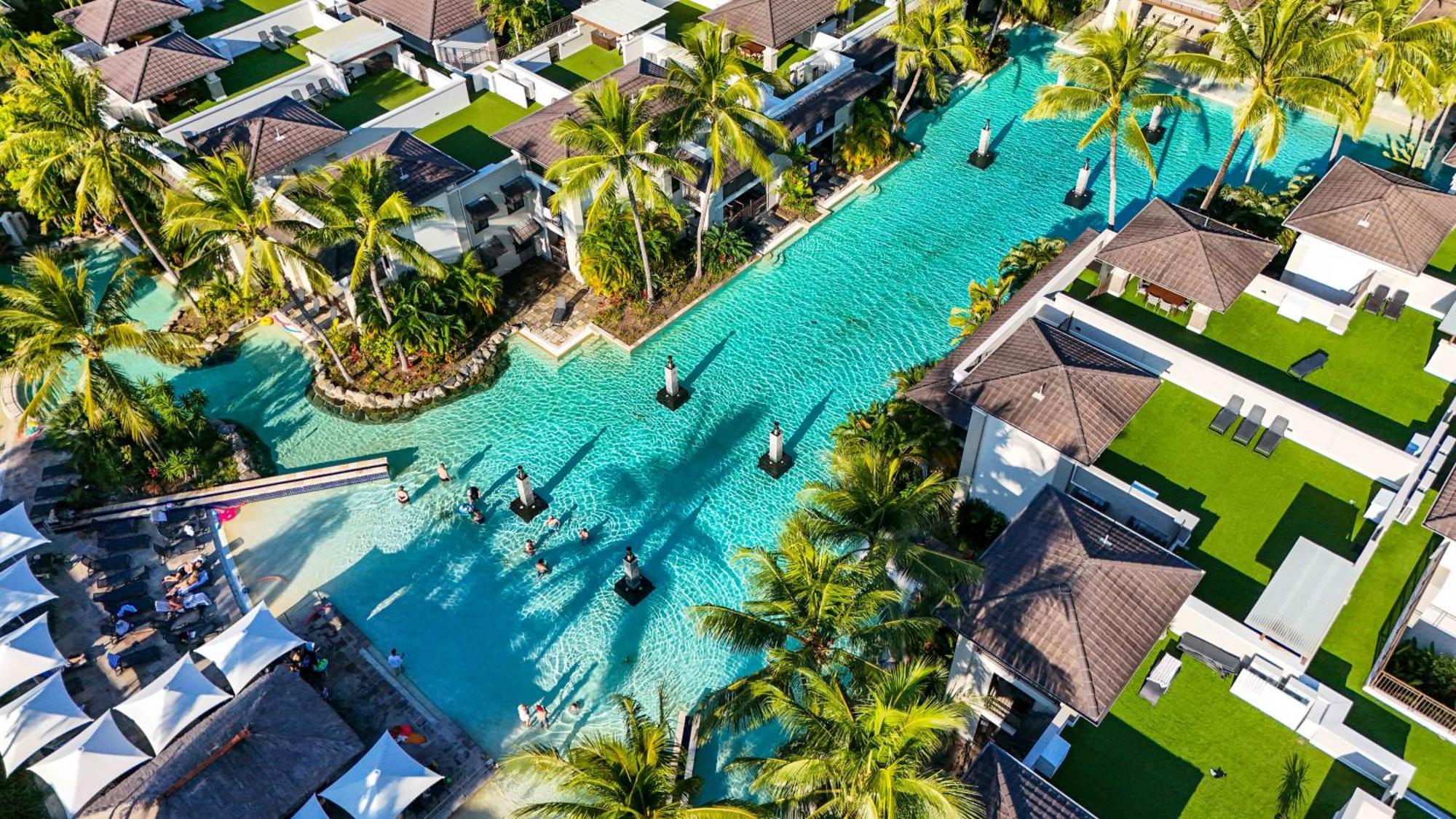 Apartment Resort-style Swim Out - A Poolside Oasis Port Douglas