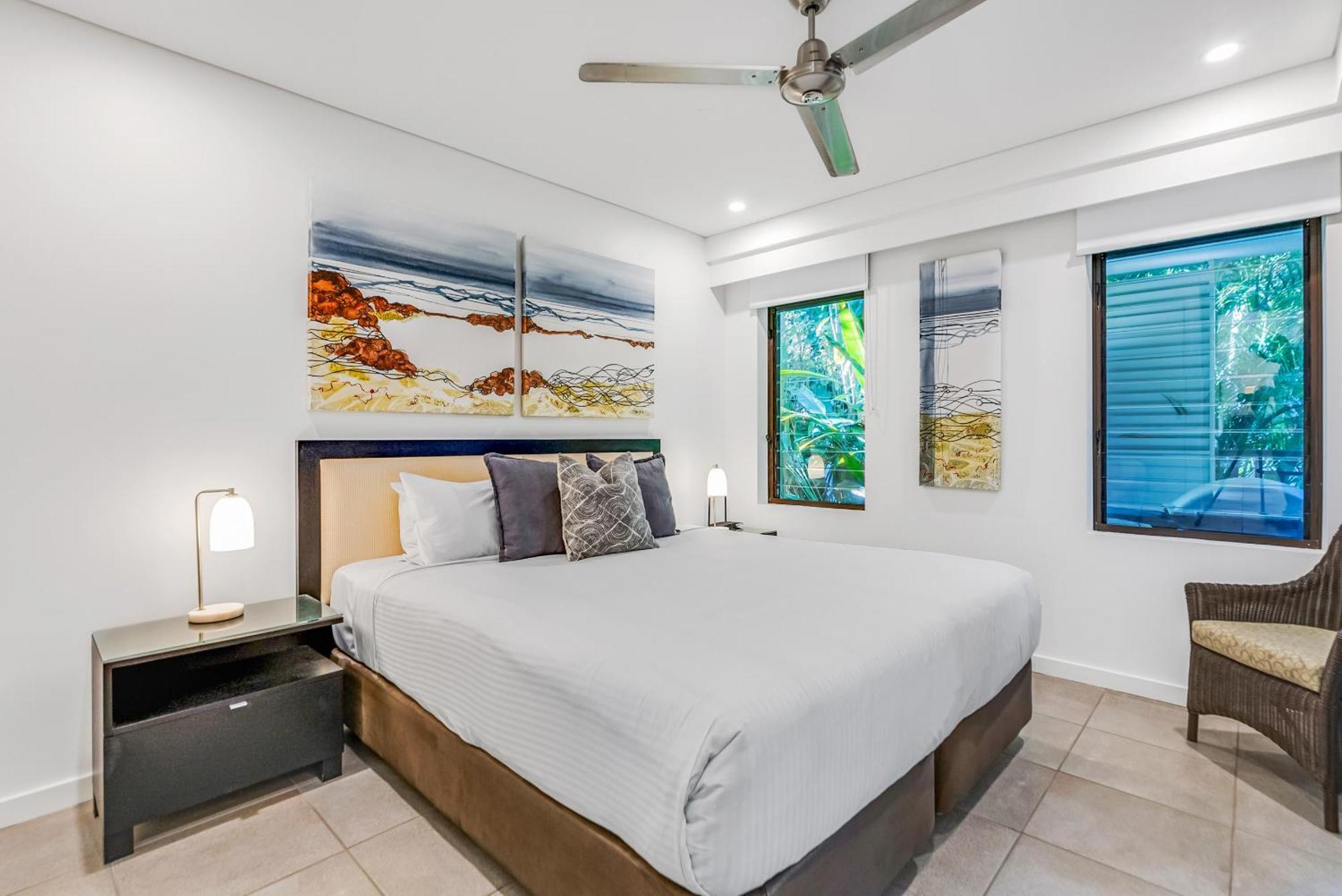 Apartment Resort-style Swim Out - A Poolside Oasis Port Douglas