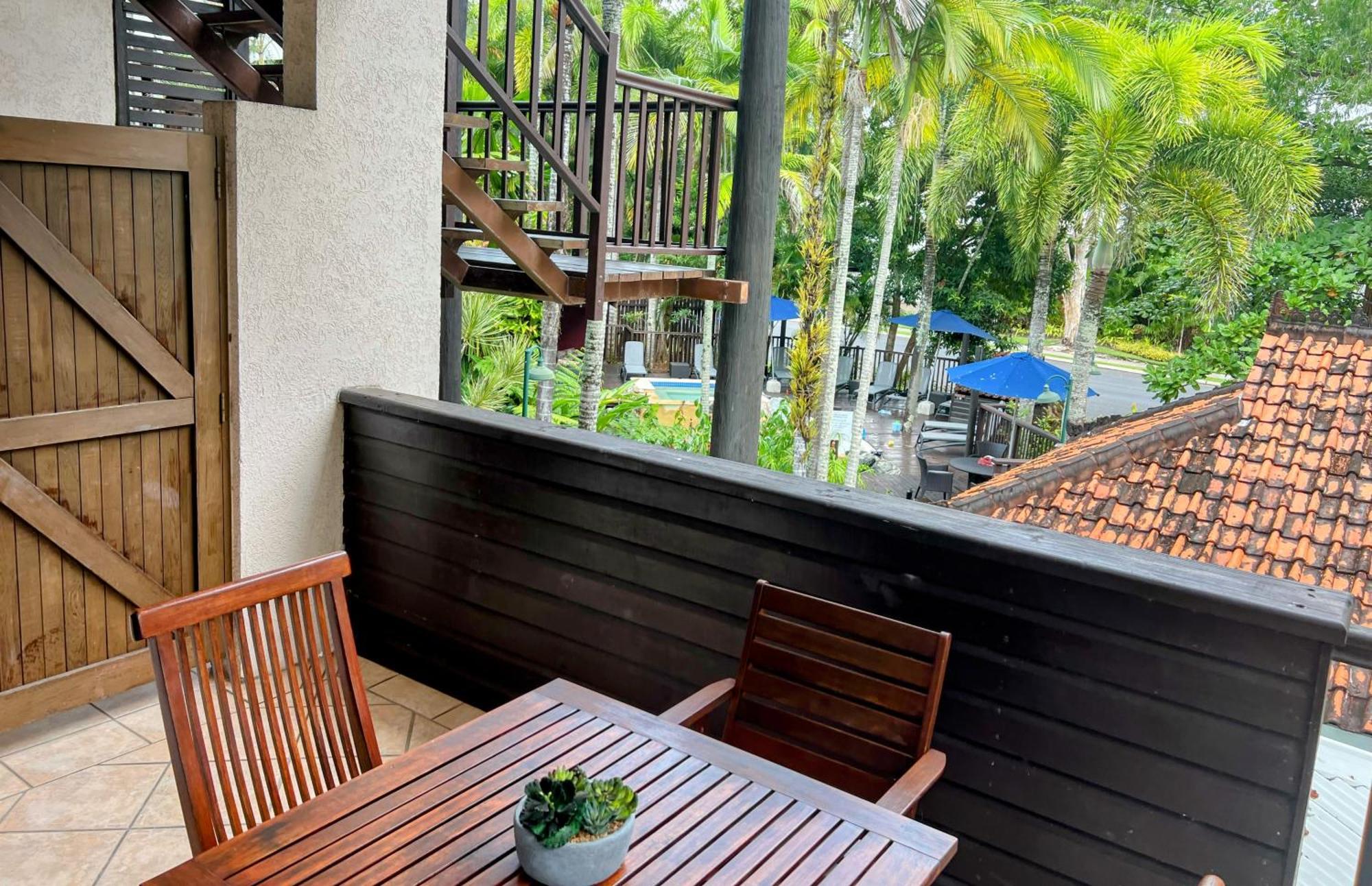 Hibiscus & - Official Onsite Reception & Check In Resort