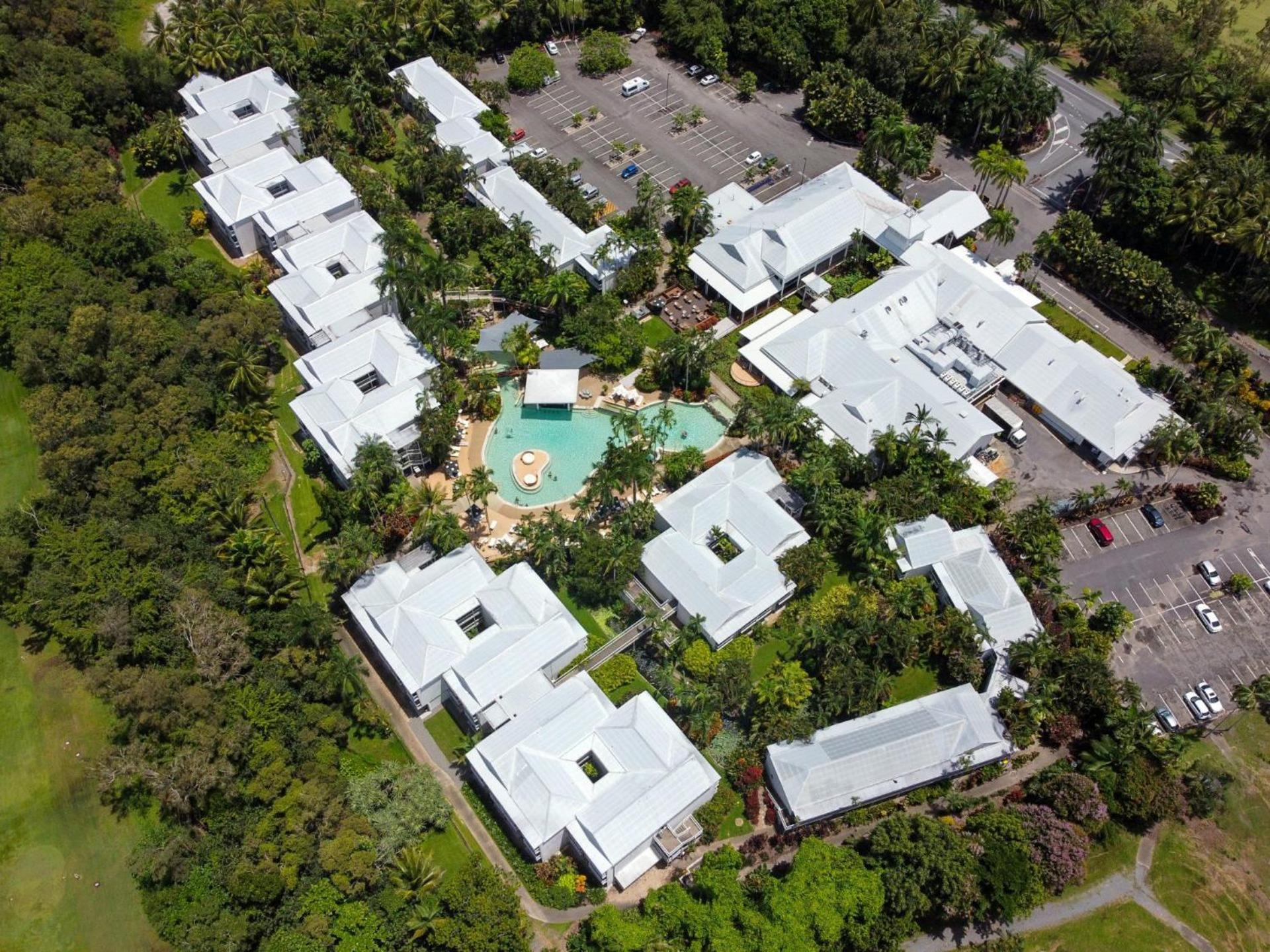 Apartment 3202 Oaks *