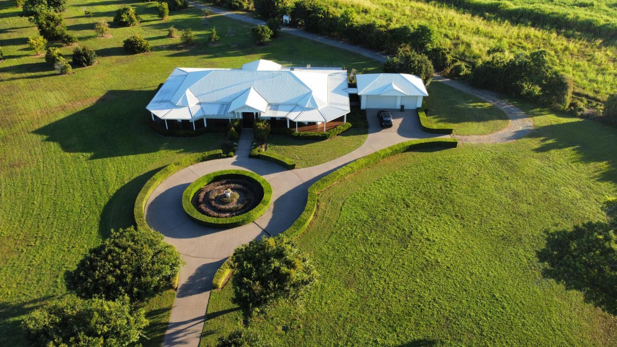 The Hampton Villa