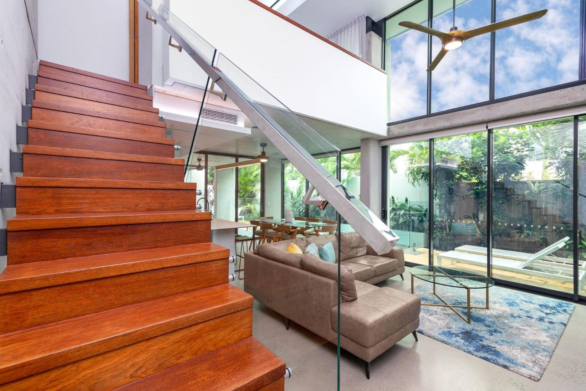Aria 2 Port Douglas