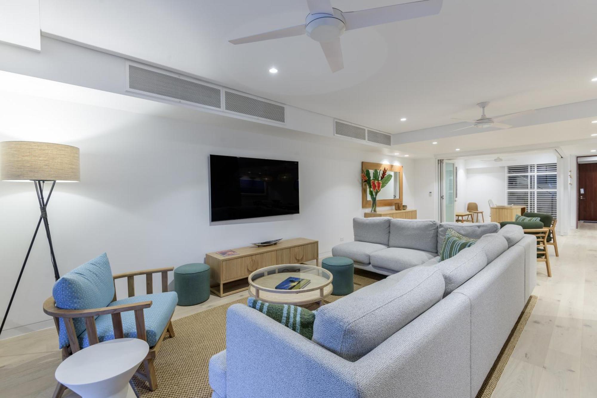 Coconut Grove Aparthotel Port Douglas