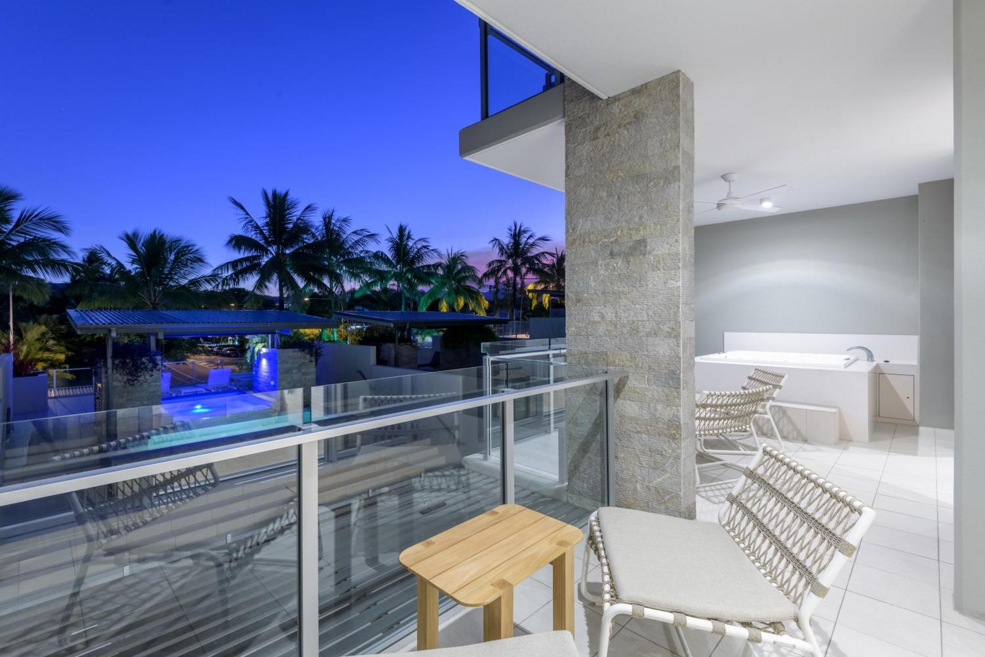 Aparthotel Coconut Grove 5*