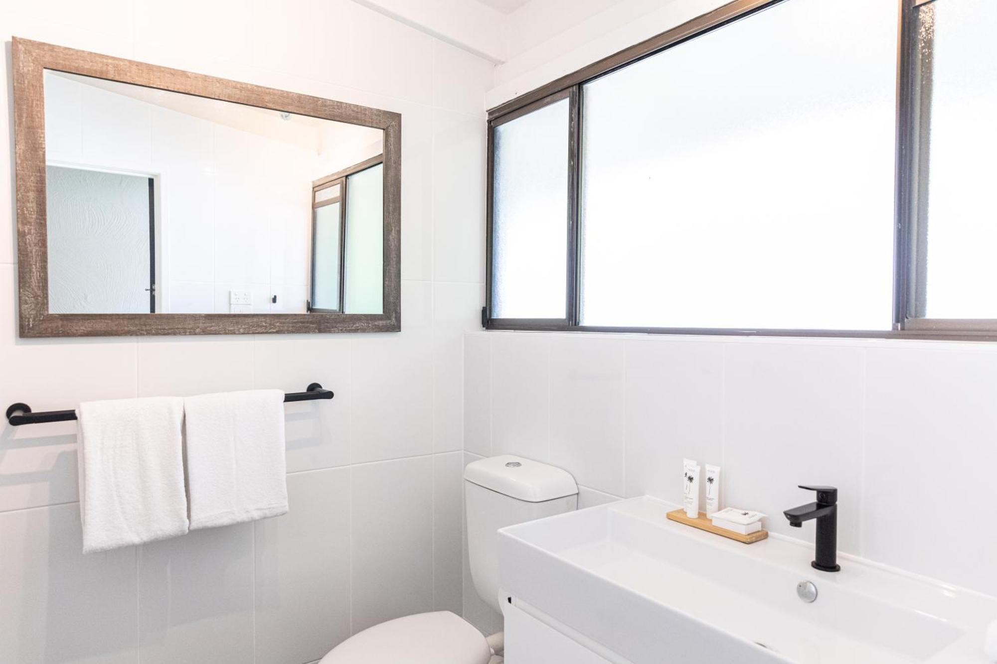 Beachfront Terraces With Onsite Reception & Check In 3*