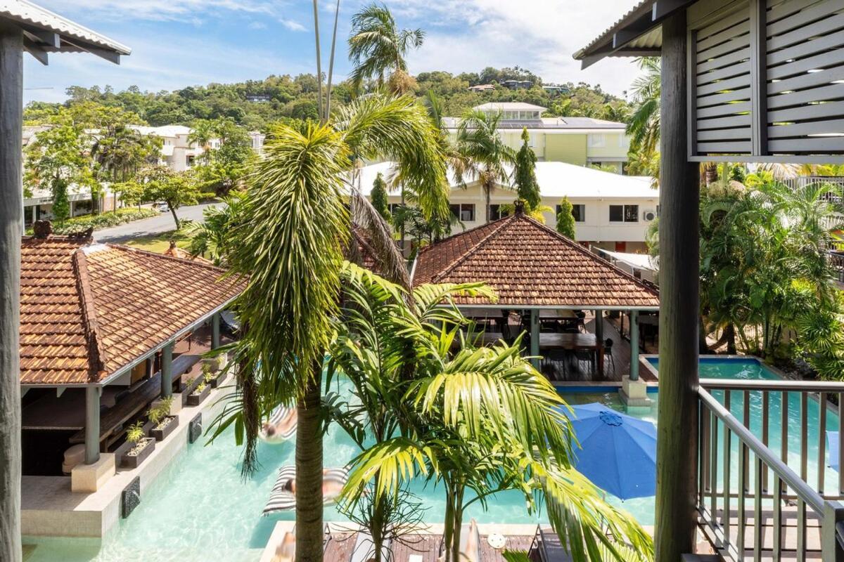 Hibiscus Pool View 49b Port Douglas