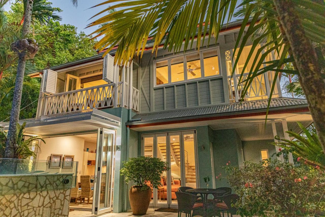 Courtyard On Port Douglas