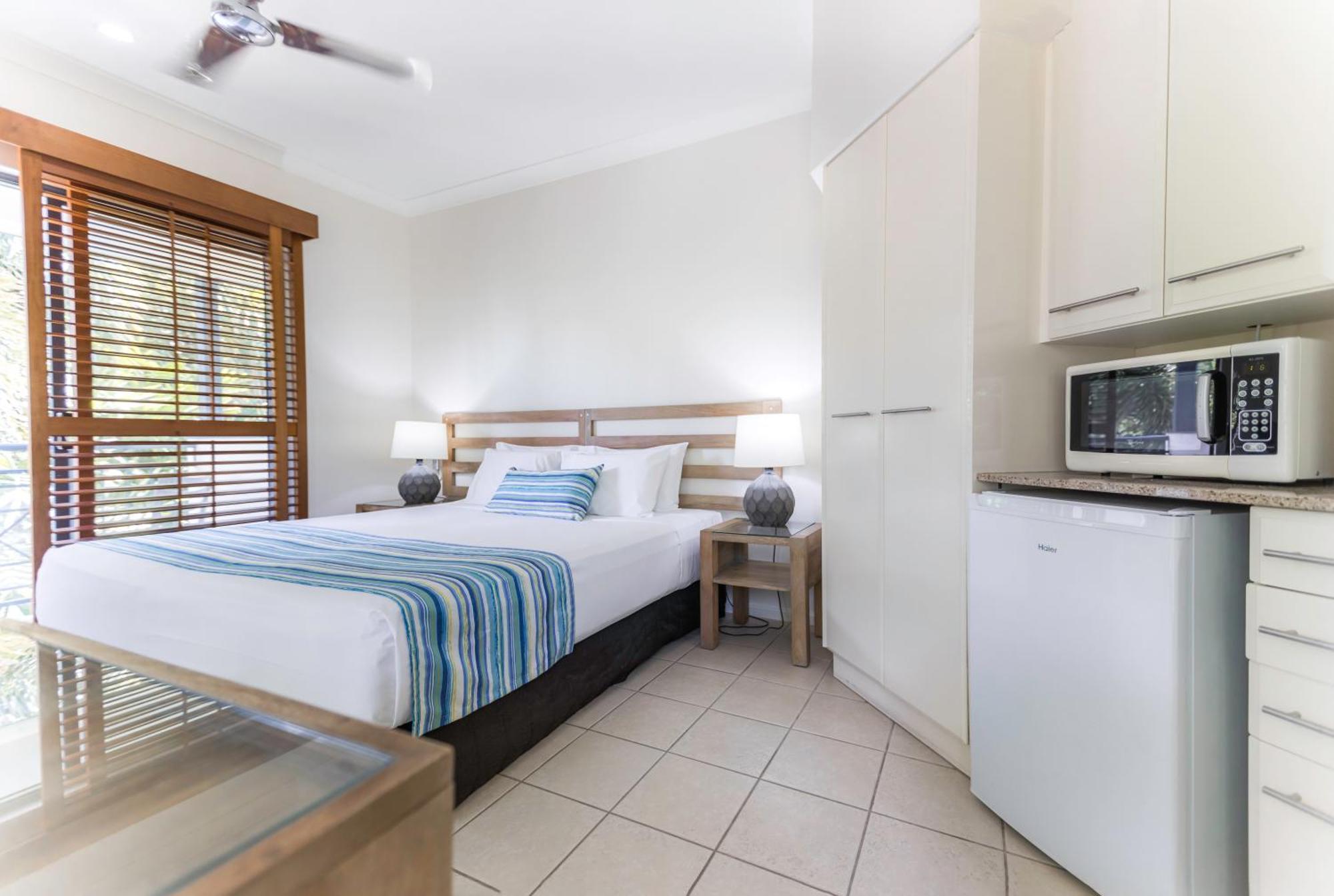 Meridian At - Adults Only Aparthotel