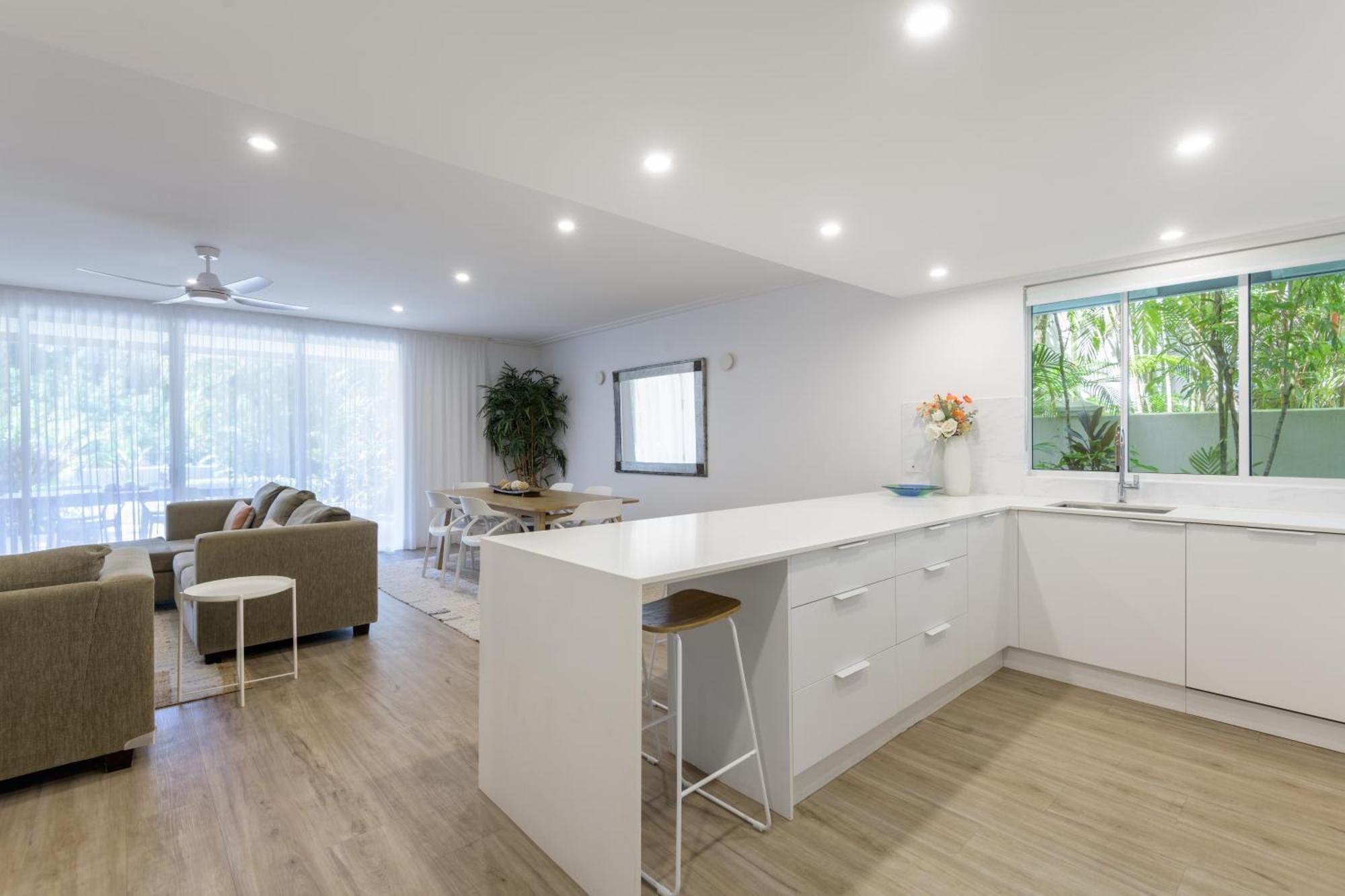 Mandalay Luxury Beachfront Port Douglas